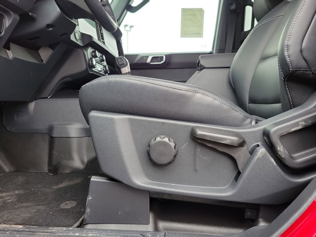 New 2026 Ford Bronco Big Bend w/ Black Diamond Package image 19