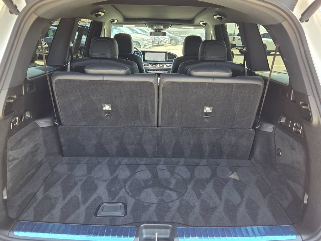 Used 2020 Mercedes-Benz GLS 450 4MATIC image 10