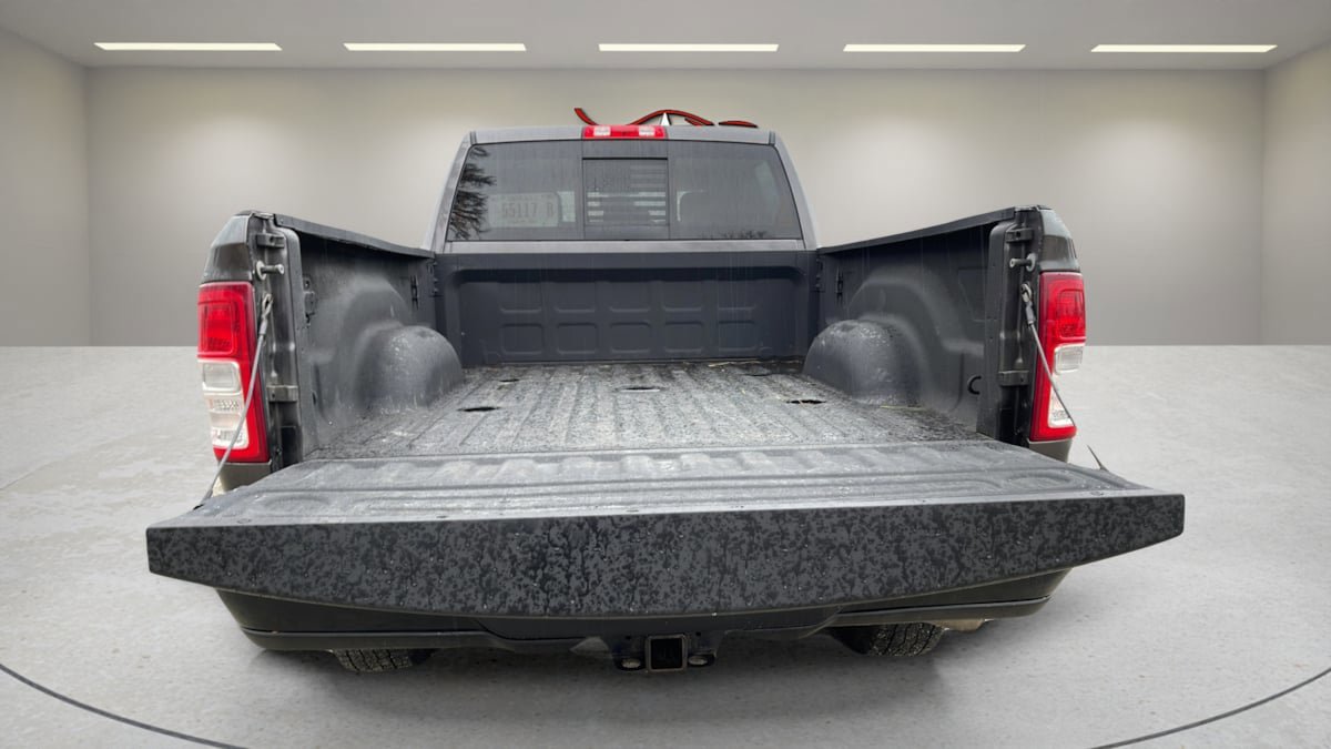 Used 2020 RAM 3500 Tradesman image 21