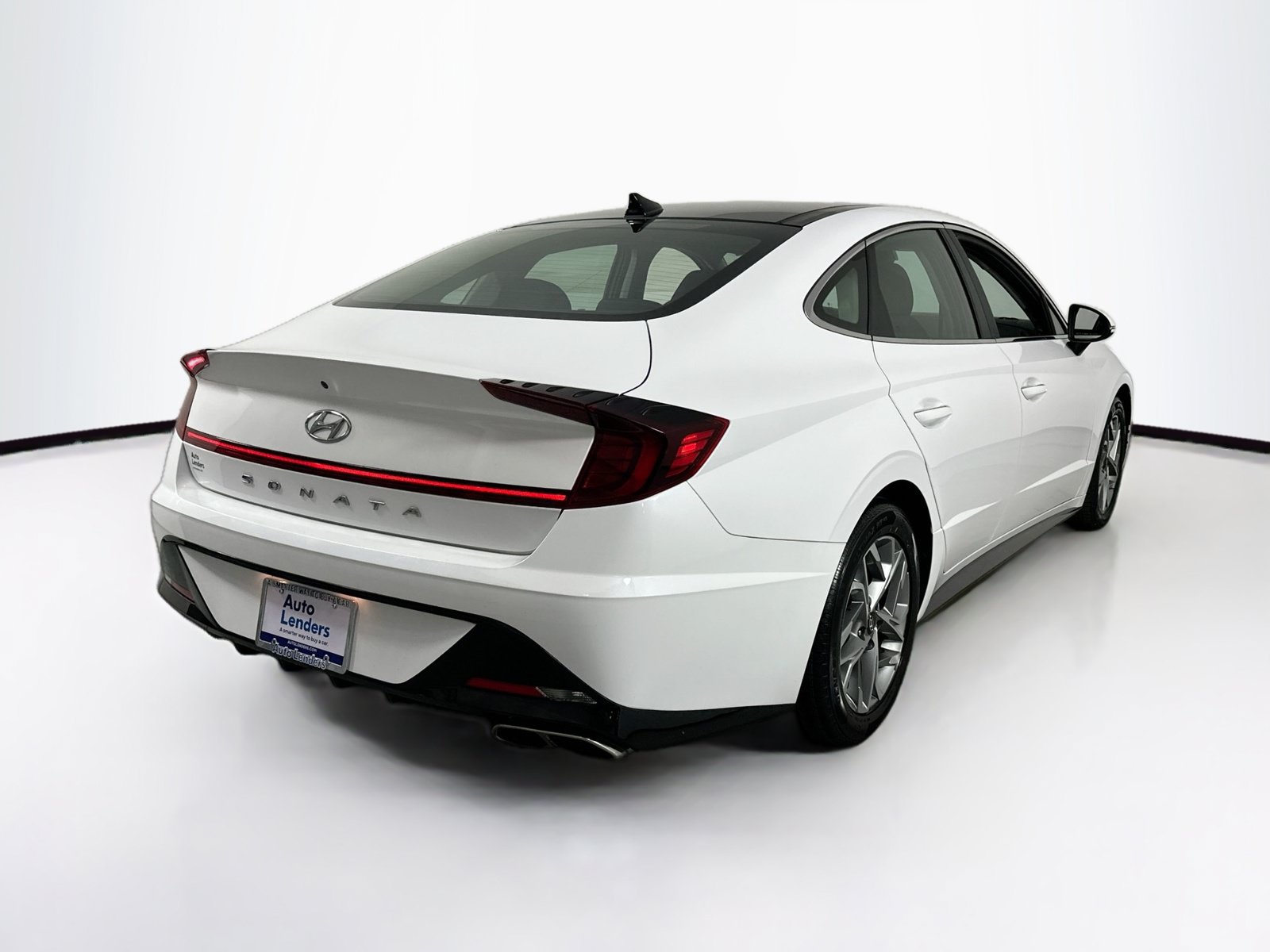 Used 2023 Hyundai Sonata SEL w/ Convenience Package FWD image 5