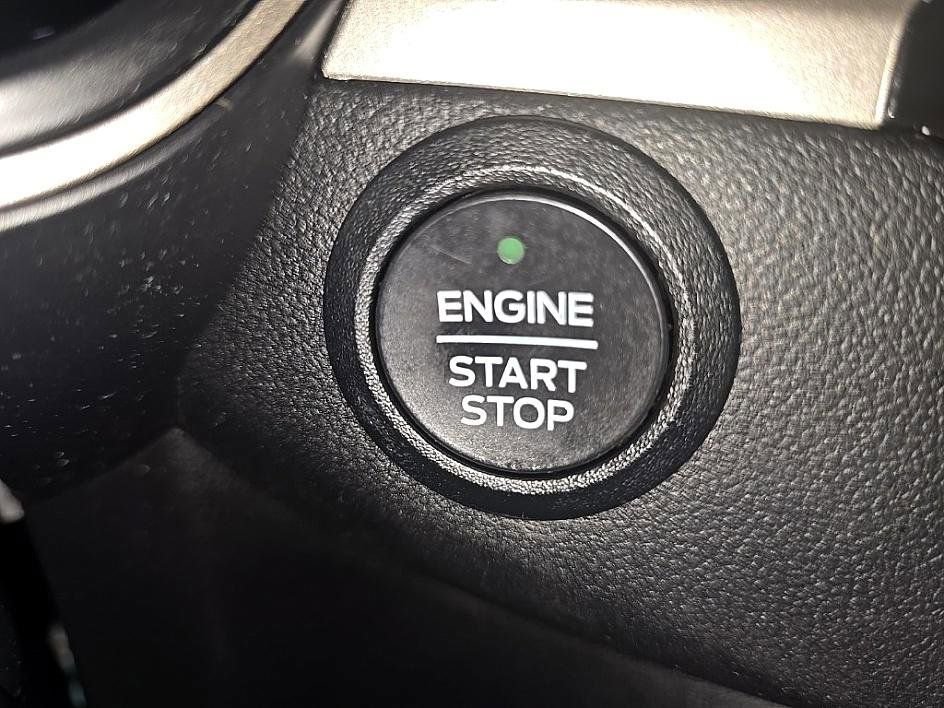 Used 2022 Ford Escape SE w/ Convenience Package image 17