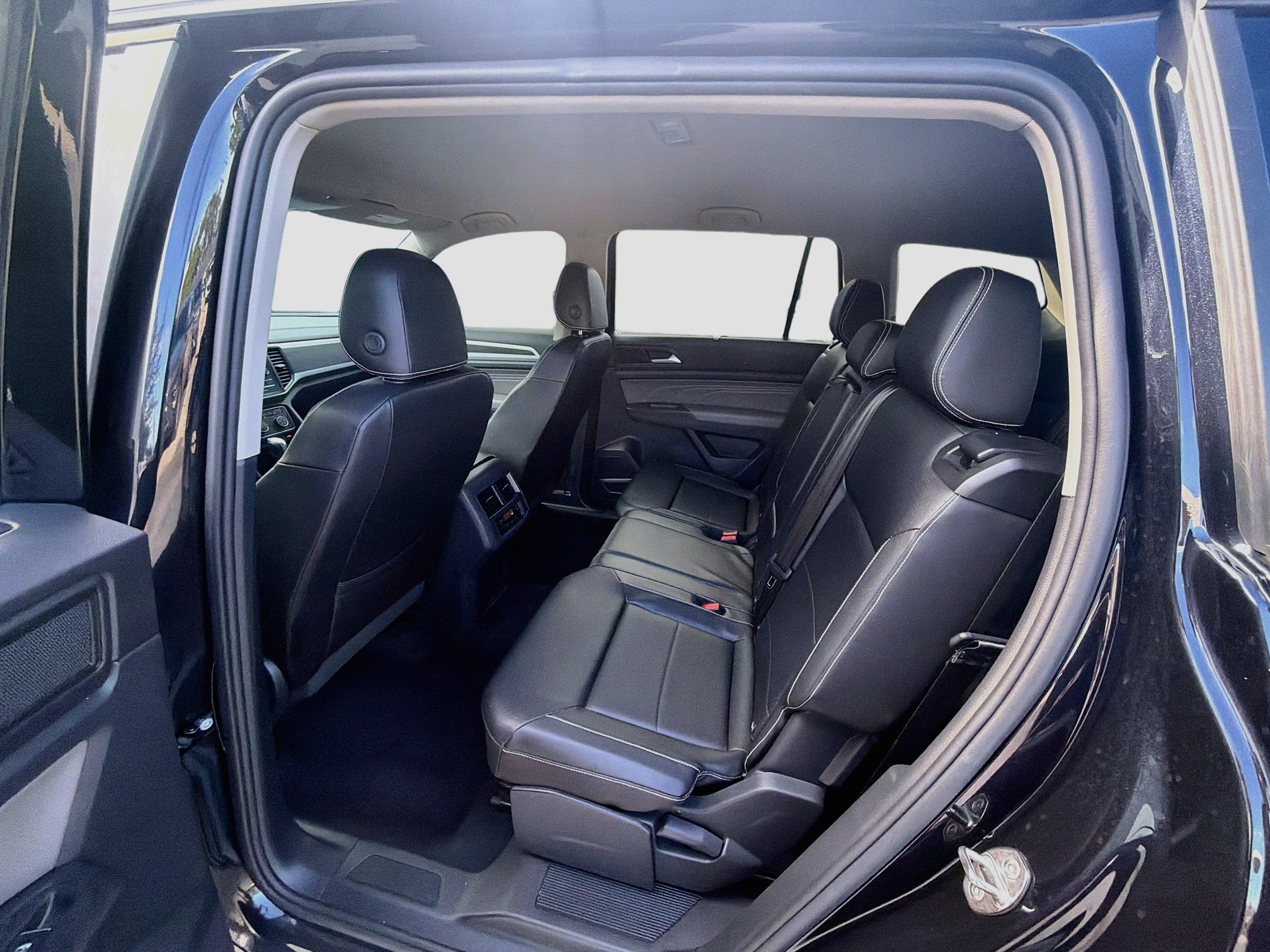 Used 2022 Volkswagen Atlas SE FWD image 22