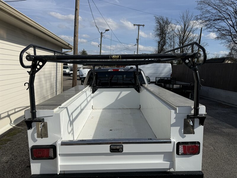 Used 2022 Ford F250 XLT w/ XLT Premium Package RWD image 13