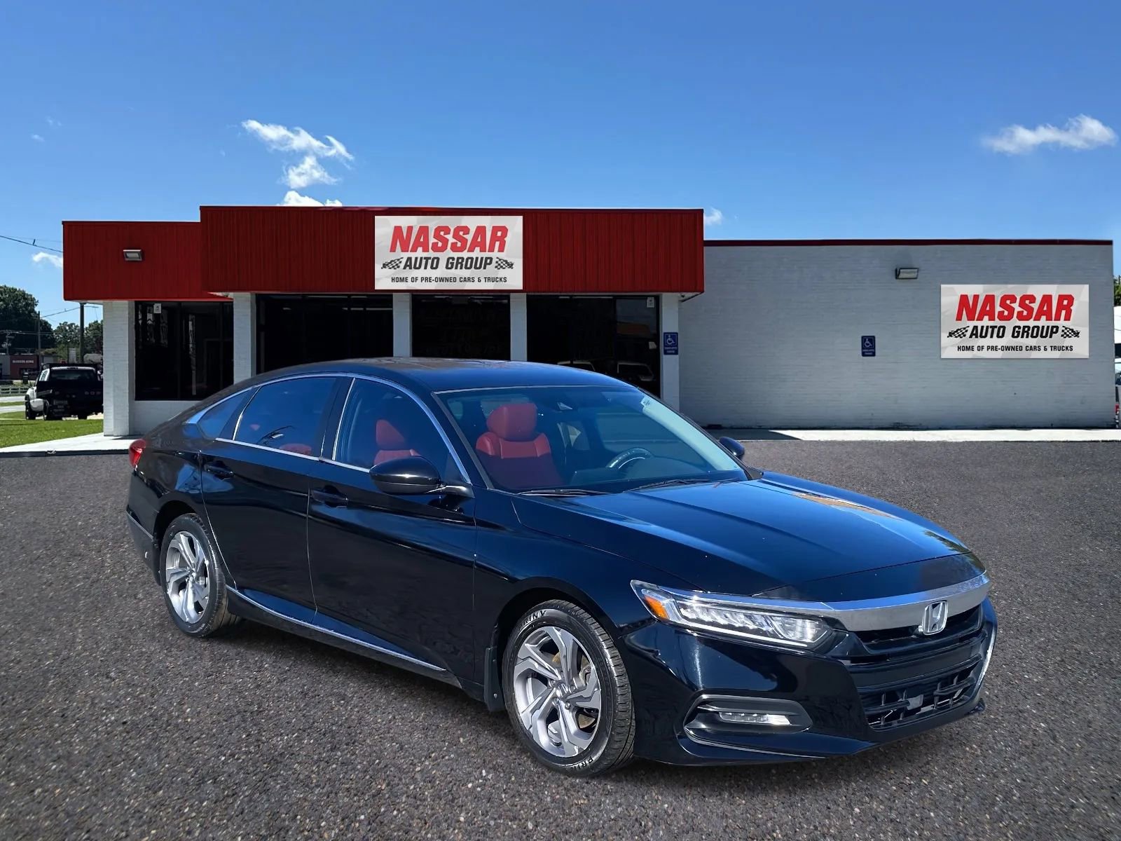 Used 2018 Honda Accord EX image 3