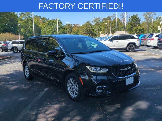 Certified 2026 Chrysler Pacifica Select FWD image 7