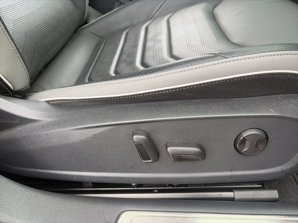 Used 2023 Volkswagen Arteon SEL Premium AWD/4WD image 36