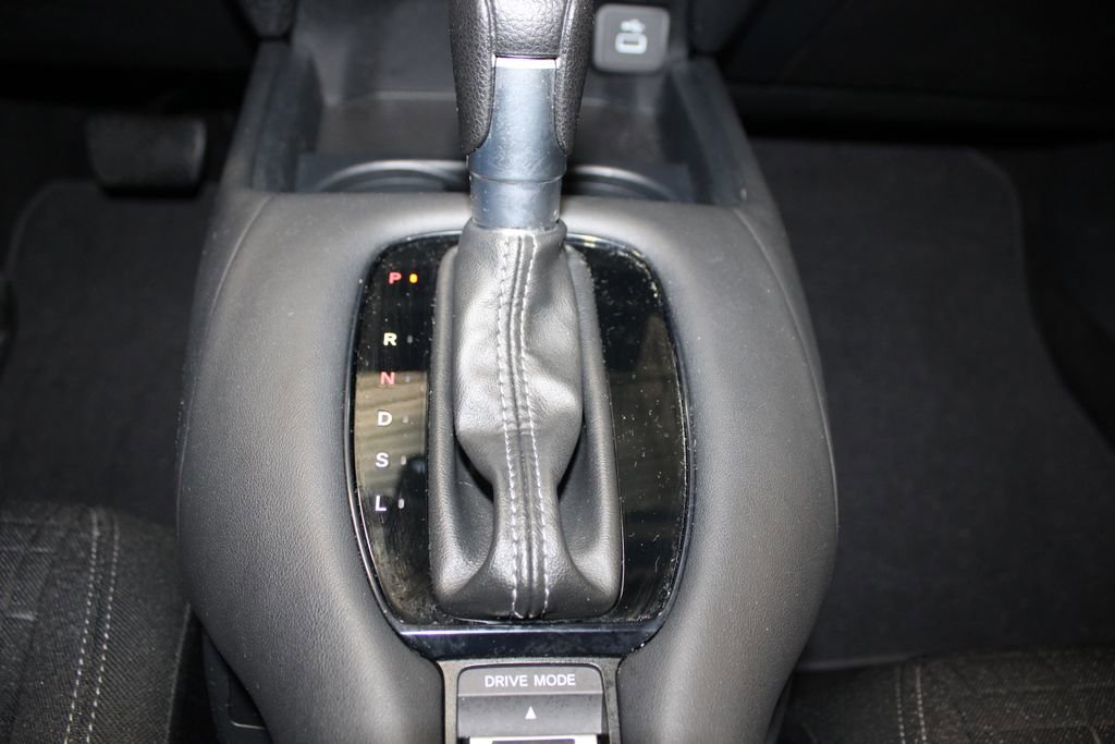 Used 2023 Honda HR-V LX image 28