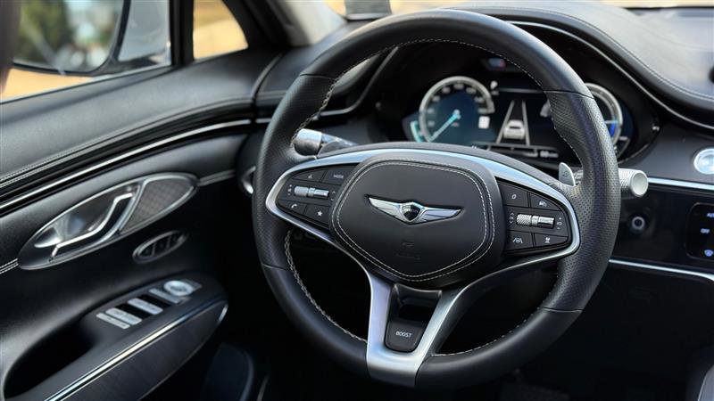 Used 2024 Genesis Electrified GV70 Advanced w/ Prestige Package image 22