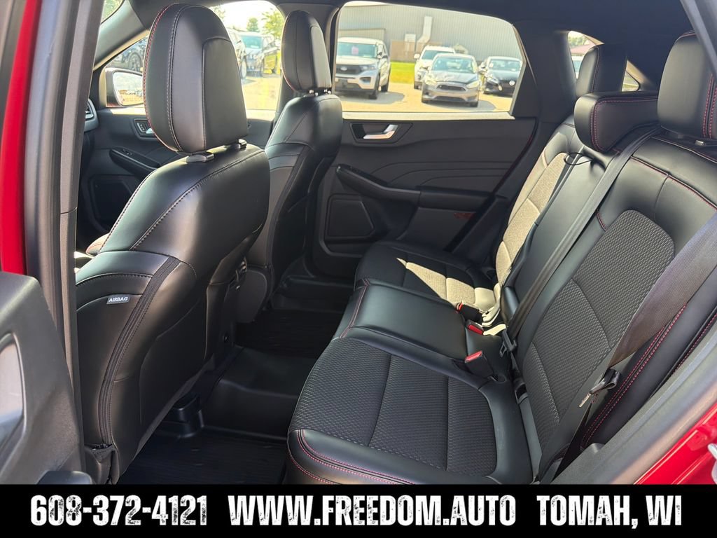 Used 2024 Ford Escape ST-Line w/ Tech Pack #1 AWD/4WD image 23