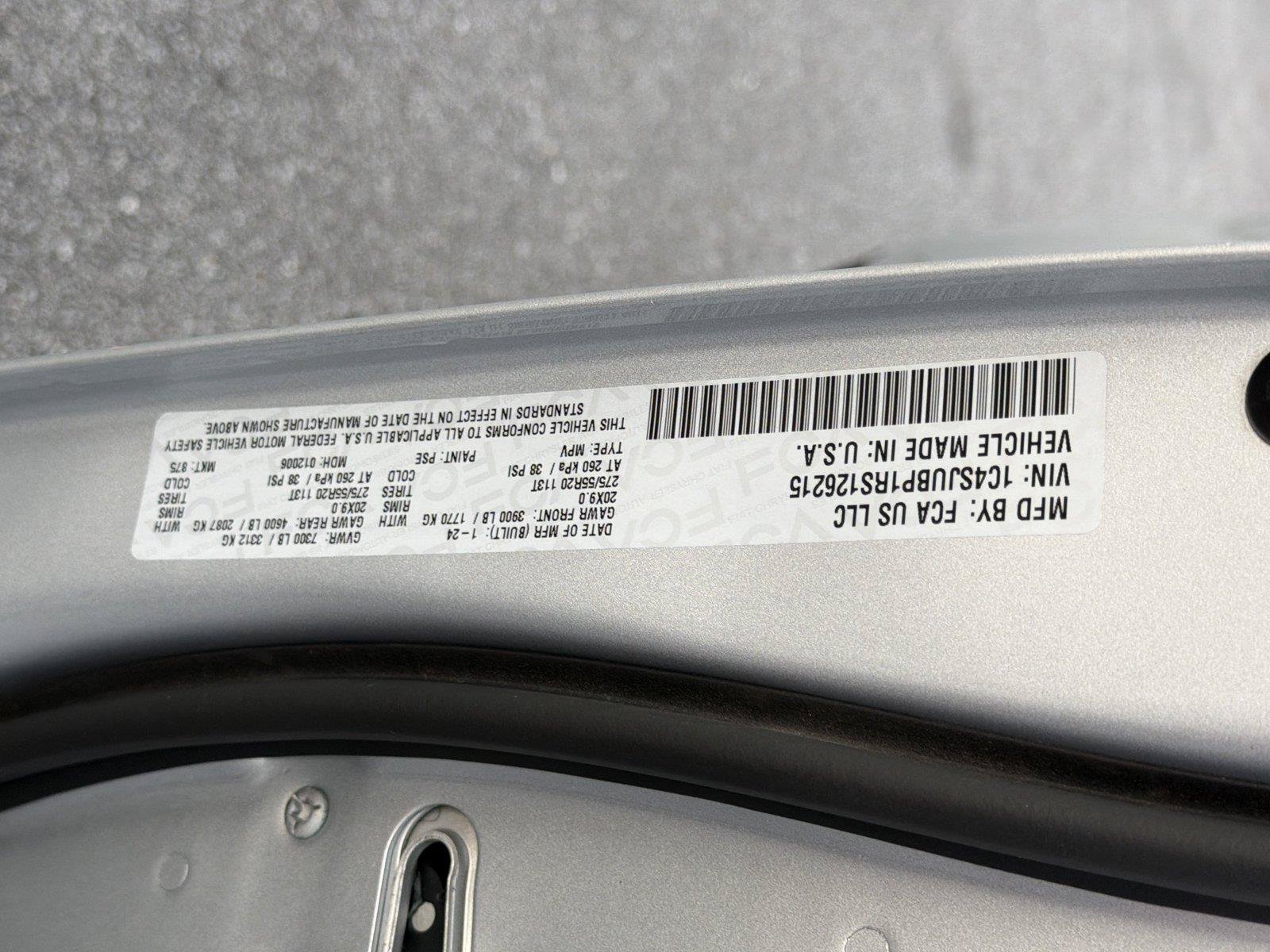 Used 2024 Jeep Wagoneer Series II w/ Flexible Seating Group RWD image 36