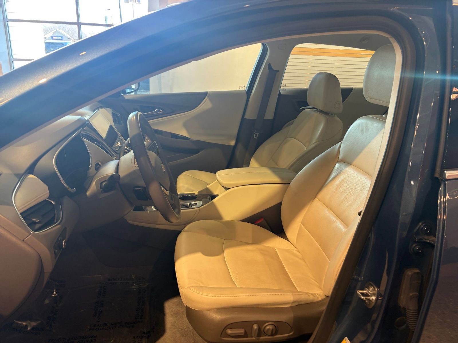 Used 2024 Chevrolet Malibu LT image 27