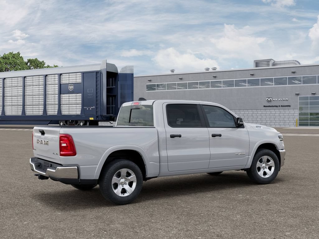 New 2026 RAM 1500 Big Horn AWD/4WD image 4