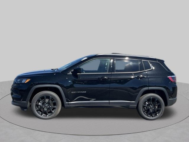 New 2026 Jeep Compass Latitude AWD/4WD image 2