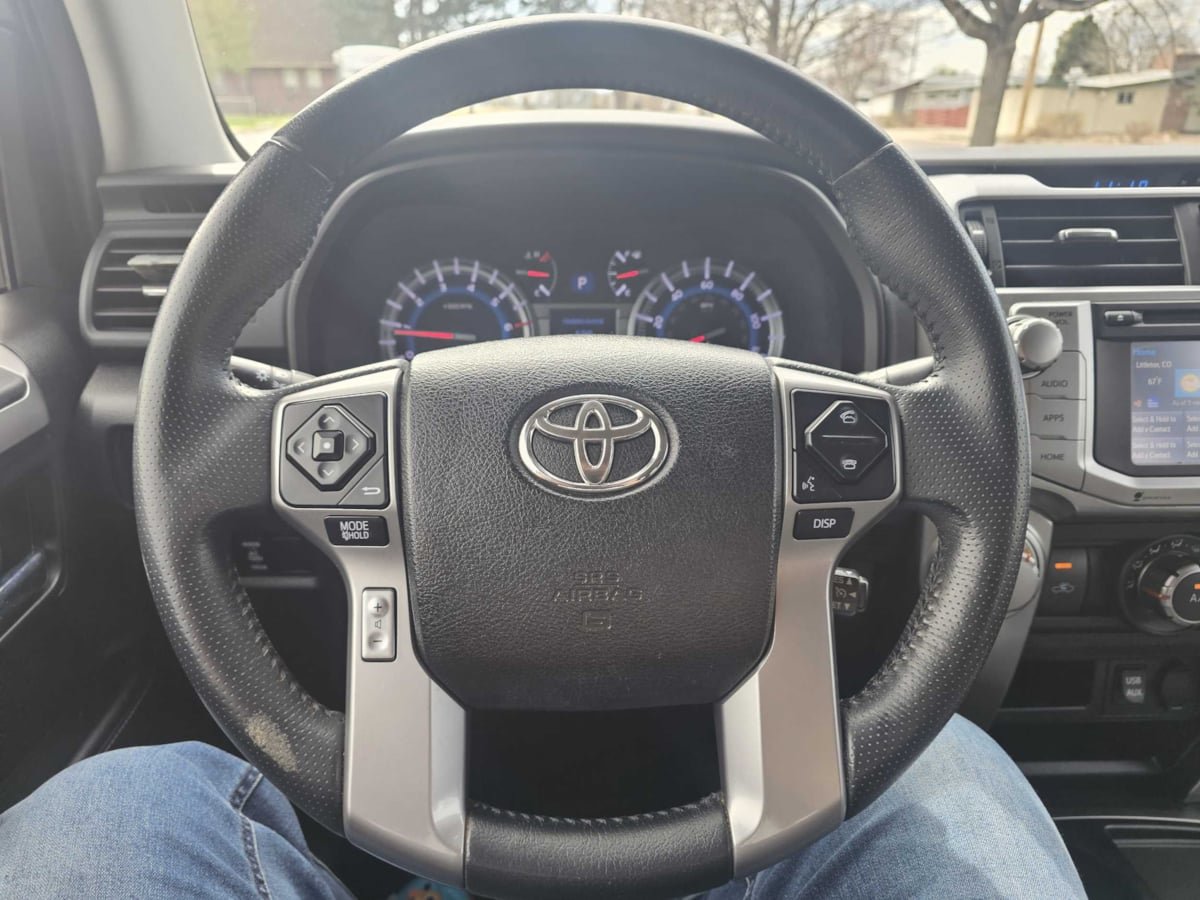 Used 2016 Toyota 4Runner SR5 Premium RWD image 16