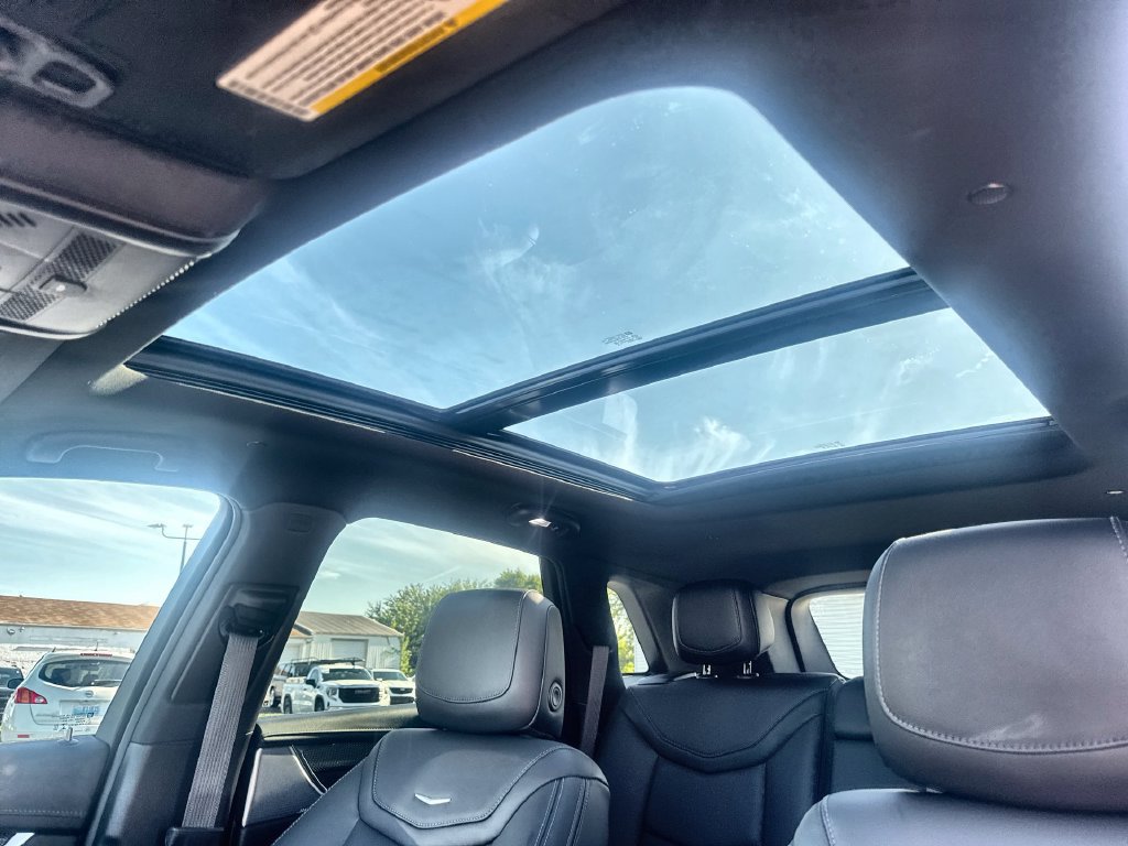 Used 2023 Cadillac XT5 Sportv w/ Technology Package AWD/4WD image 24