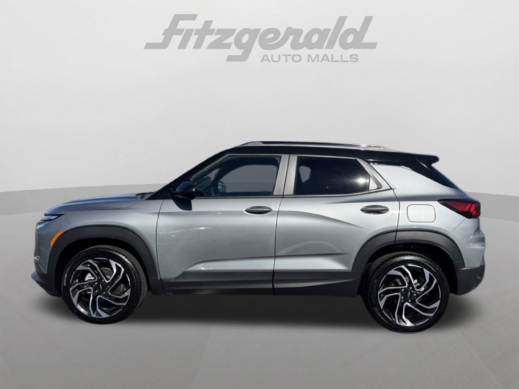 Used 2025 Chevrolet TrailBlazer RS AWD/4WD image 7