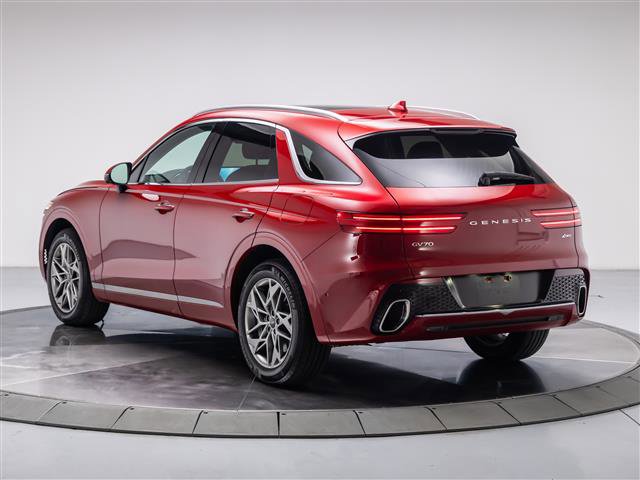 Used 2023 Genesis GV70 2.5T w/ Advanced Package image 3