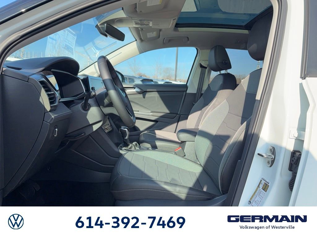 New 2026 Volkswagen Taos SE image 22