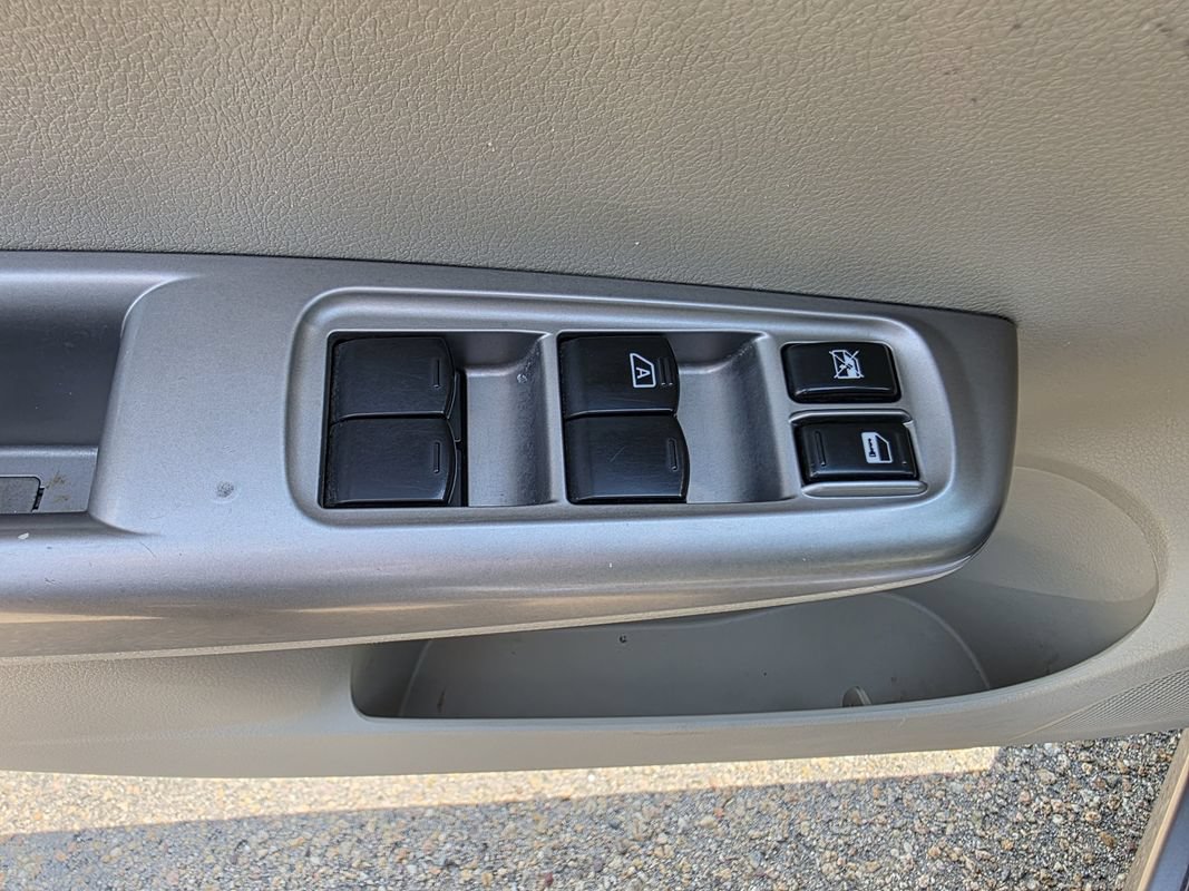 Used 2010 Subaru Impreza Outback Sport AWD/4WD image 14