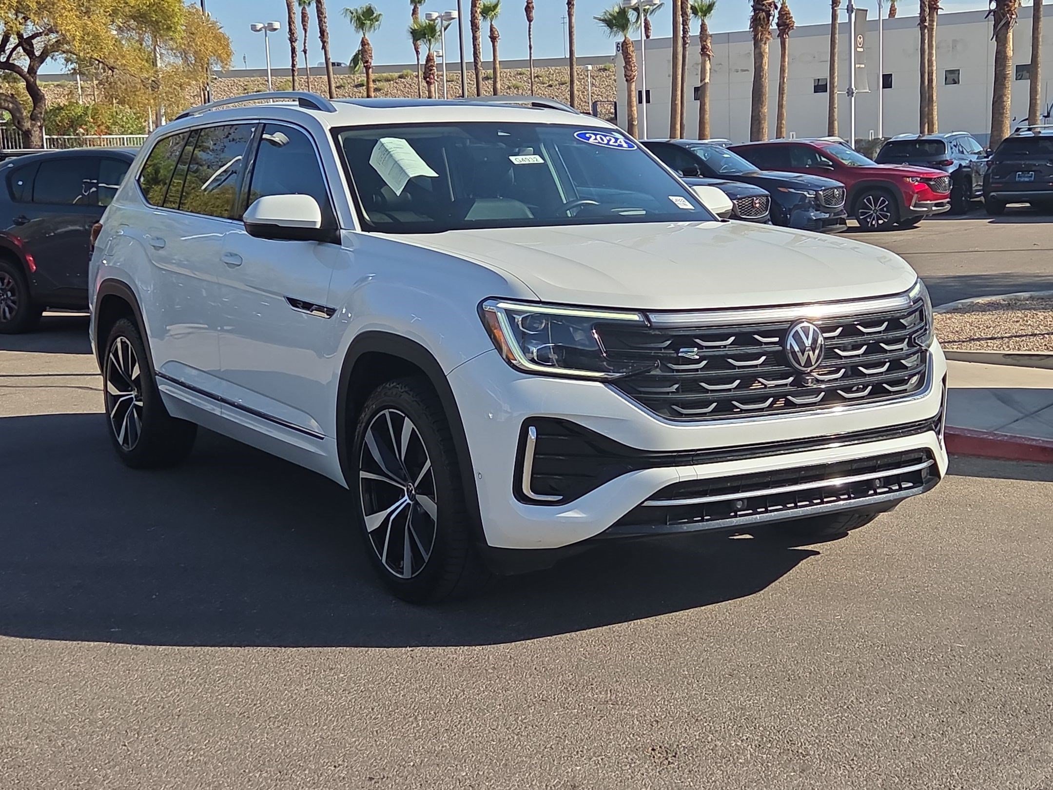Used 2024 Volkswagen Atlas SEL Premium R-Line AWD/4WD image 7