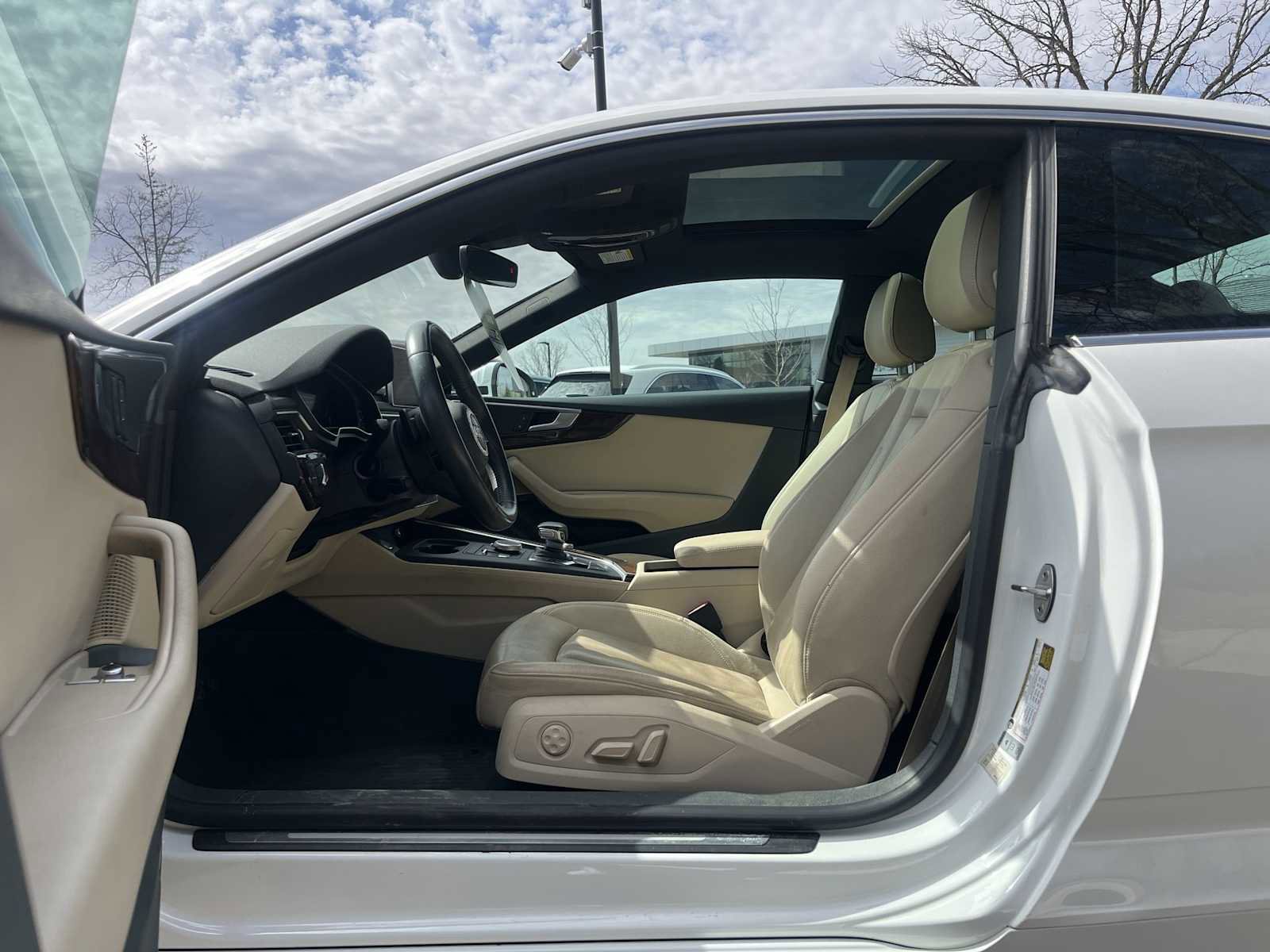 Used 2018 Audi A5 2.0T Premium Plus w/ Premium Plus image 17