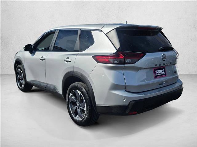 Used 2024 Nissan Rogue SV image 8