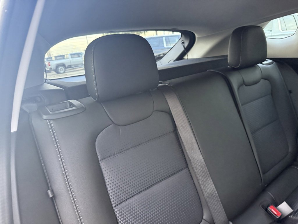 New 2026 Chevrolet Trax LT w/ Sunroof Package image 37