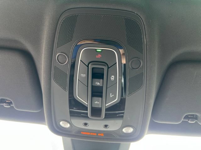 Used 2022 Audi Q8 Premium Plus AWD/4WD image 35