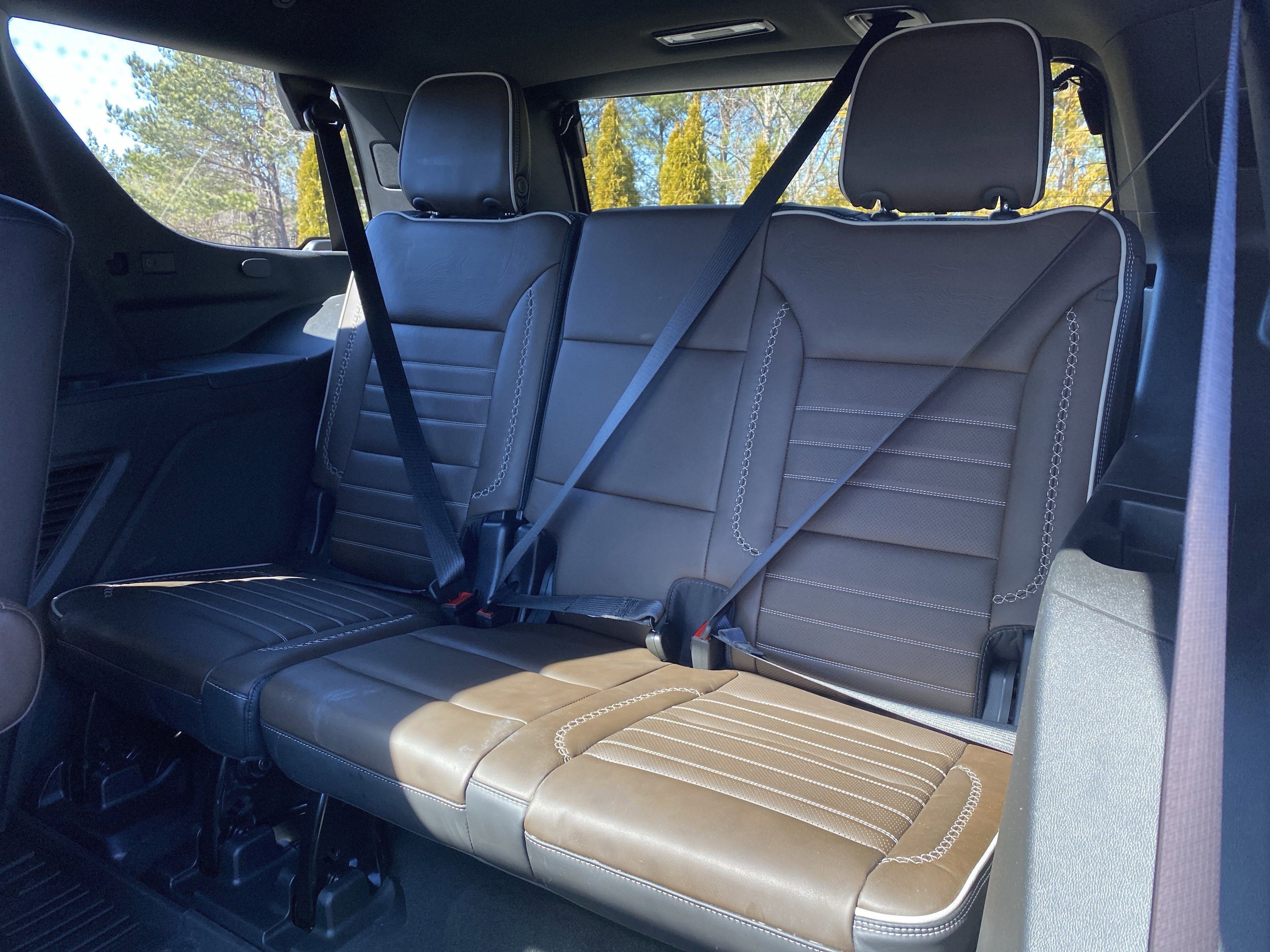 Used 2025 GMC Yukon Denali Ultimate image 11