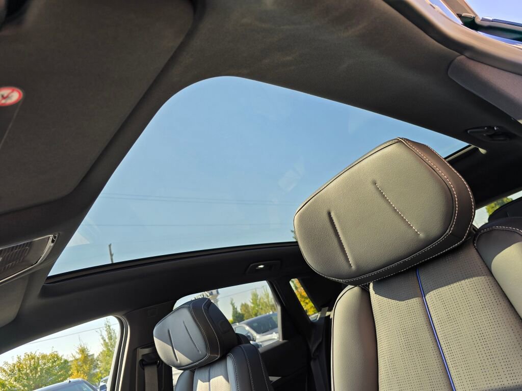 New 2026 Cadillac Lyriq Luxury image 23