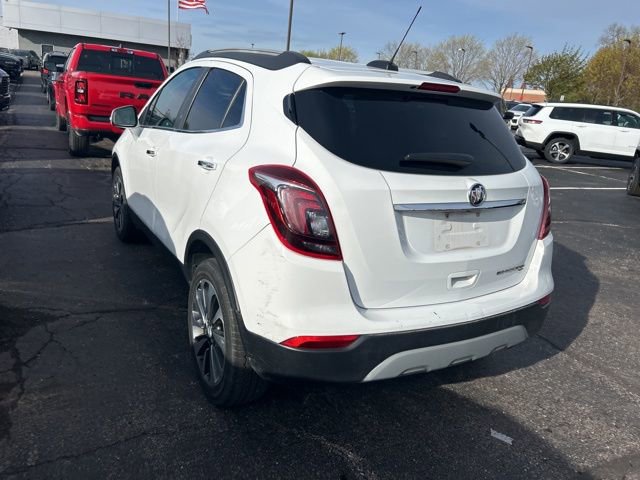 Used 2020 Buick Encore Essence AWD/4WD image 2