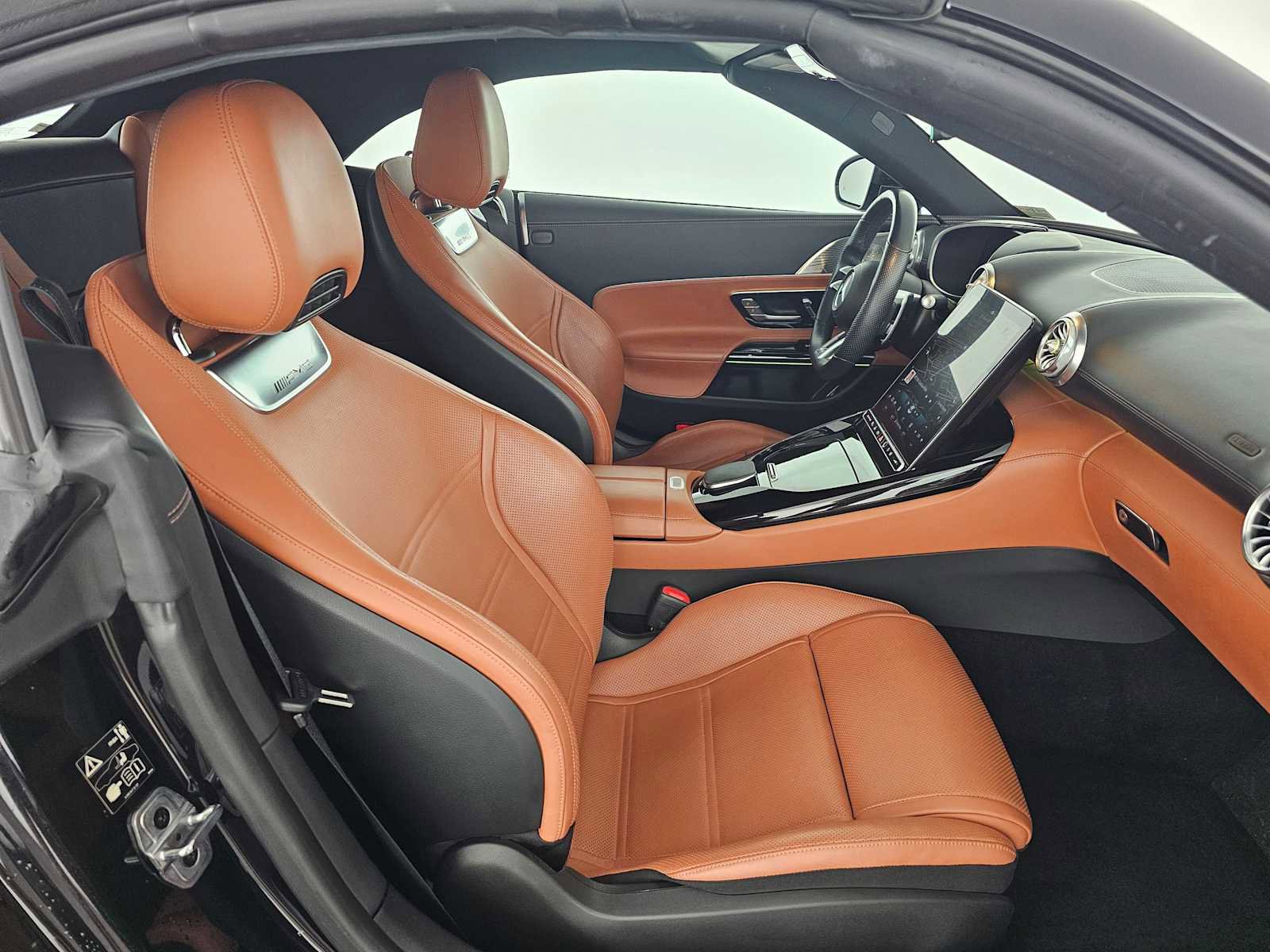 Used 2022 Mercedes-Benz SL 55 AMG 4MATIC image 11