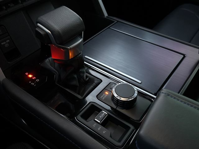 Used 2025 Toyota Tundra Platinum image 27