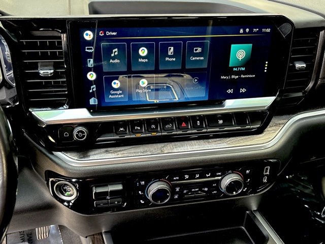 Used 2022 Chevrolet Silverado 1500 LTZ w/ Technology Package image 18