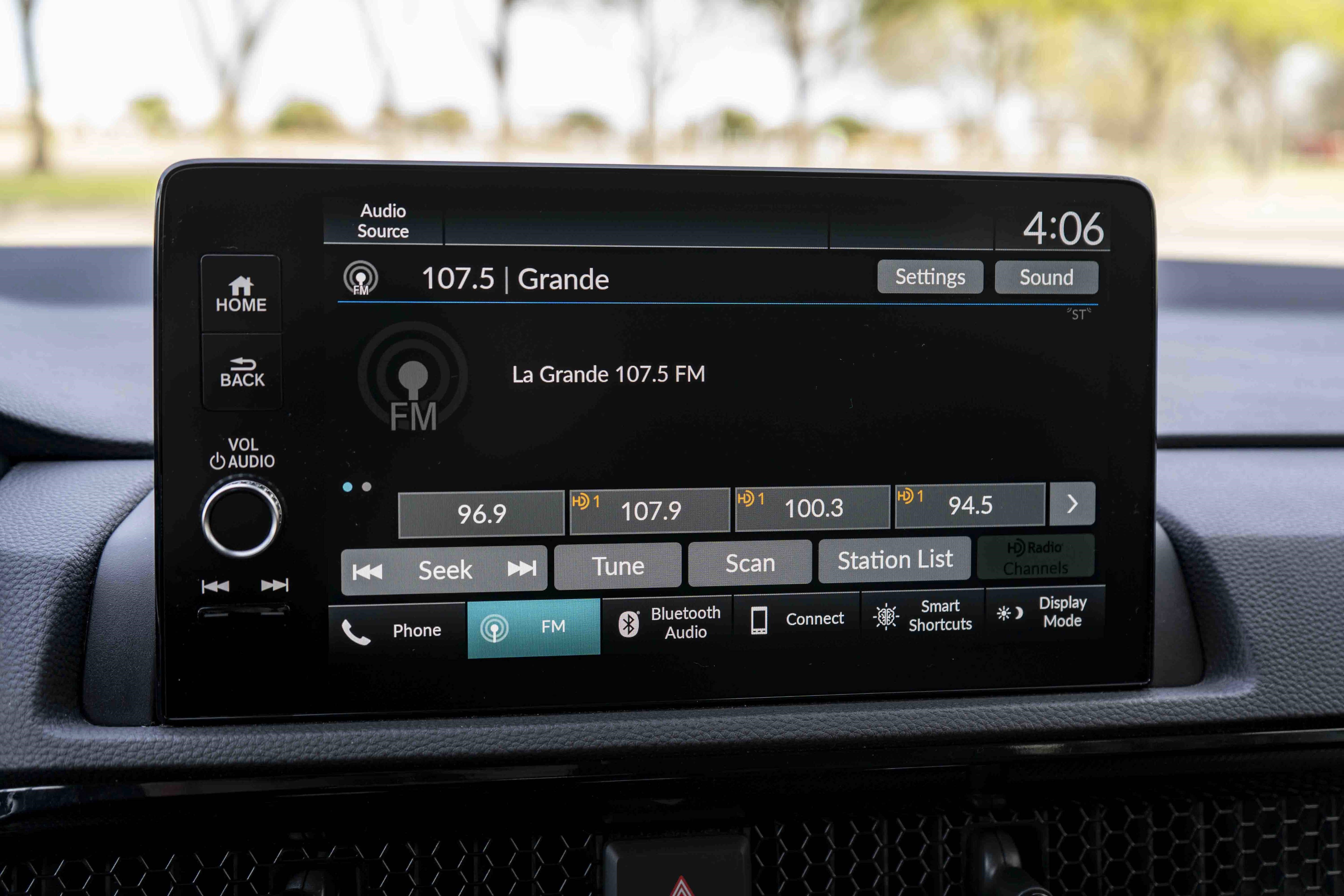 Used 2025 Honda CR-V EX-L image 29