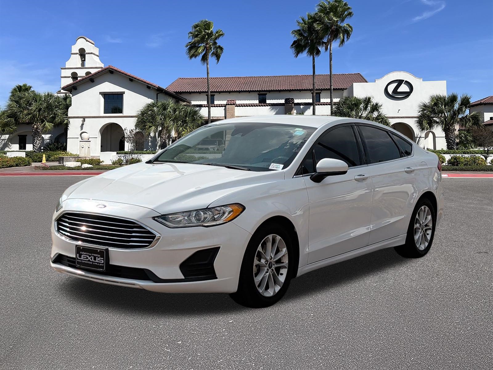 Used 2020 Ford Fusion SE FWD image 5