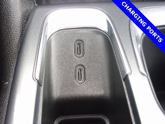 Used 2025 Chevrolet Equinox EV LT image 6