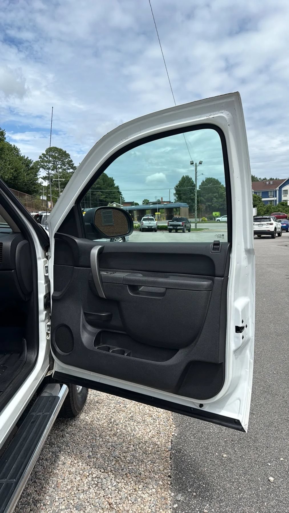 Used 2014 Chevrolet Silverado 2500 LT AWD/4WD image 11