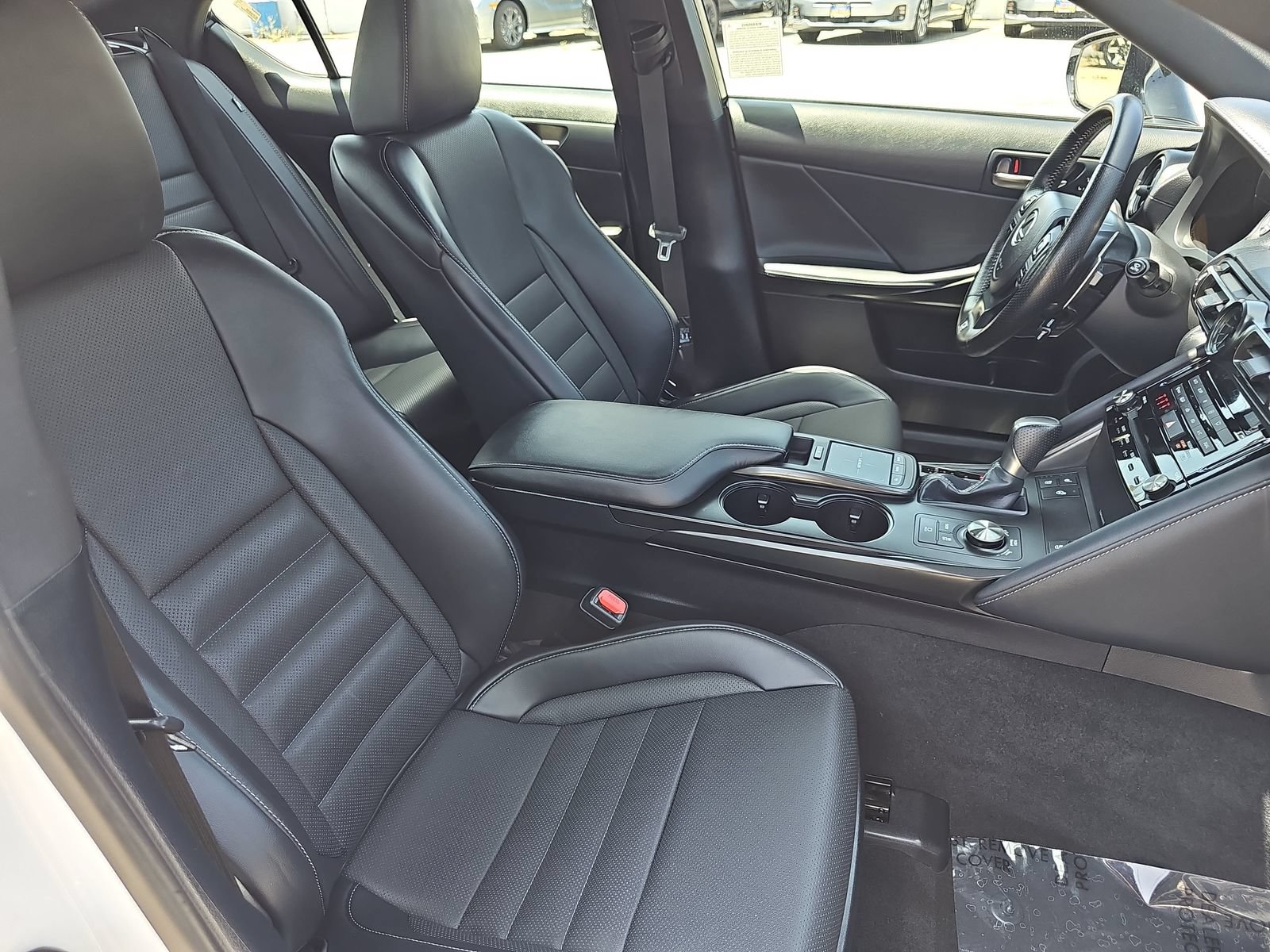 Used 2025 Lexus IS 350 F Sport RWD image 10