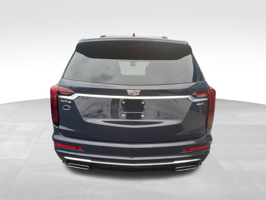Used 2025 Cadillac XT6 Premium Luxury FWD image 14