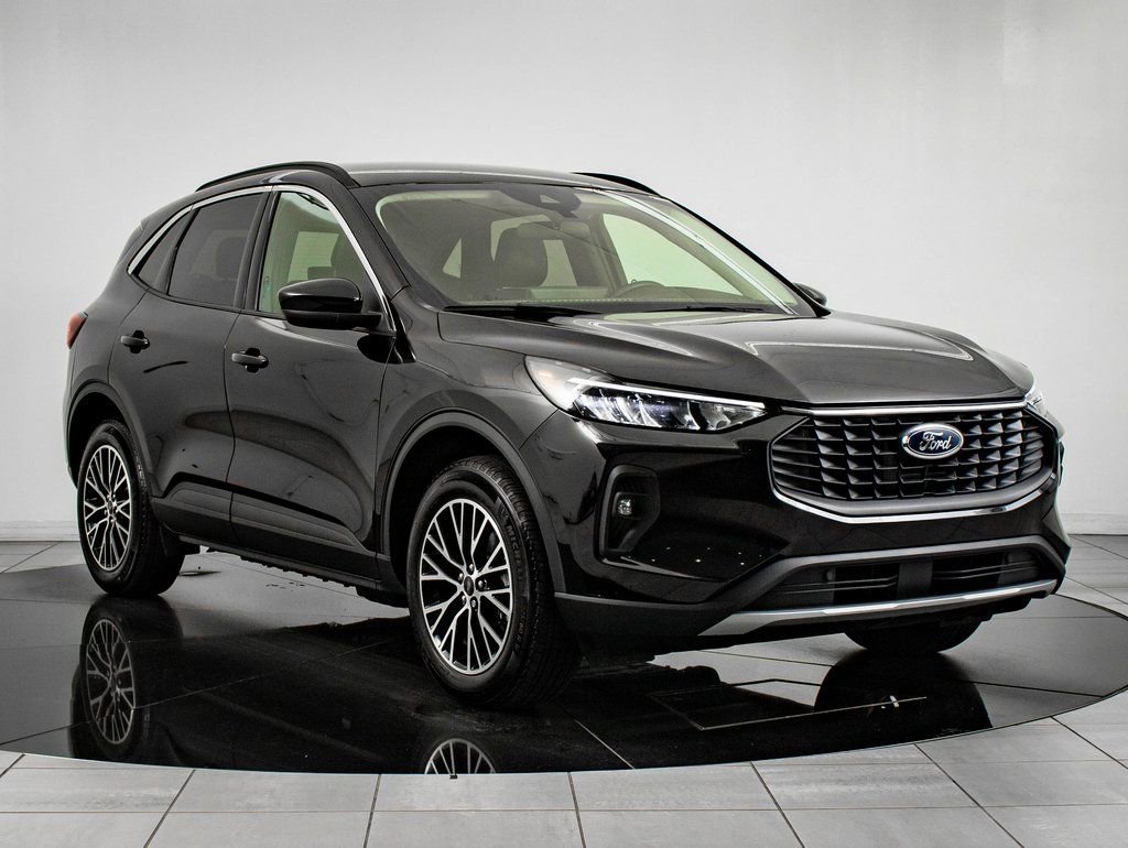 Used 2024 Ford Escape SE image 5