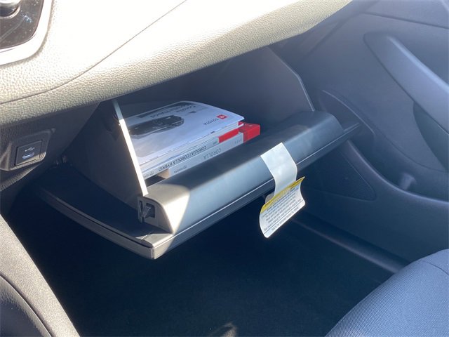 Used 2025 Toyota Corolla LE image 27