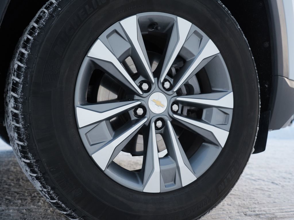 Used 2025 Chevrolet Equinox LT image 30