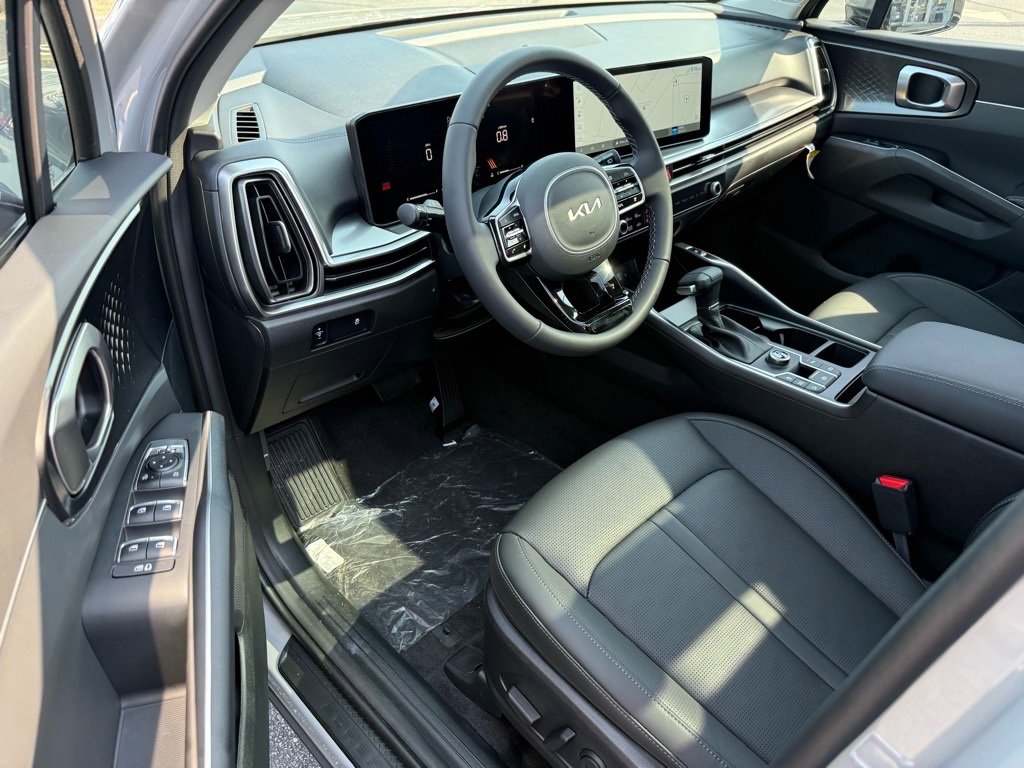 New 2025 Kia Sorento S w/ Panoramic Sunroof Package image 9