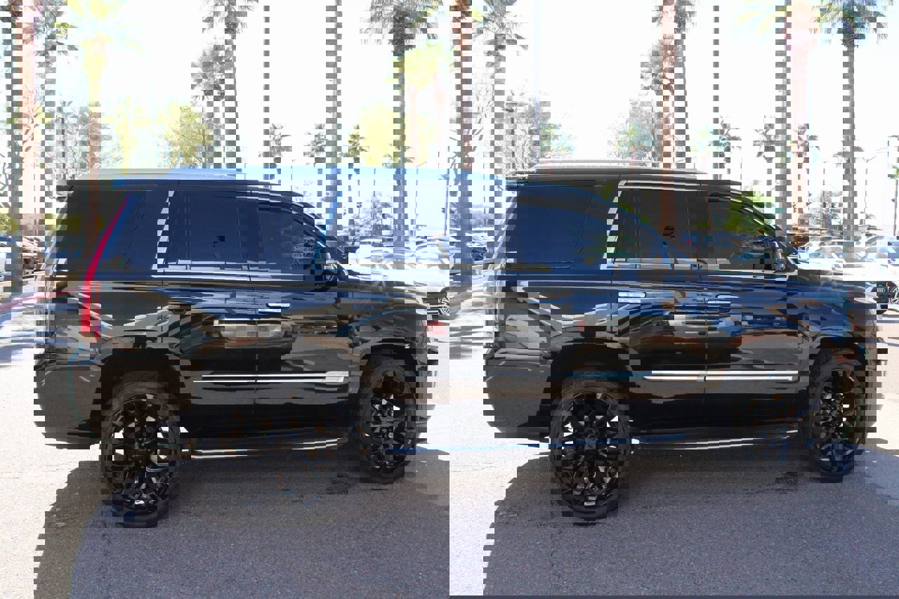 Used 2019 Cadillac Escalade Luxury image 6