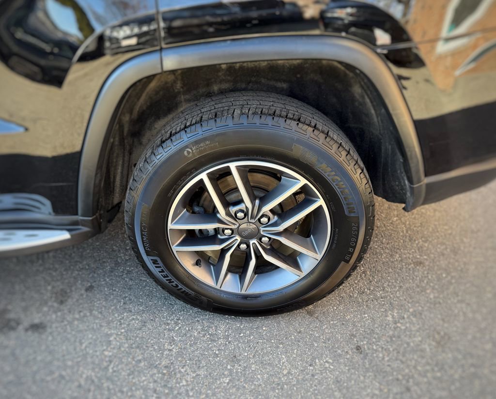 Used 2021 Jeep Grand Cherokee Limited image 18