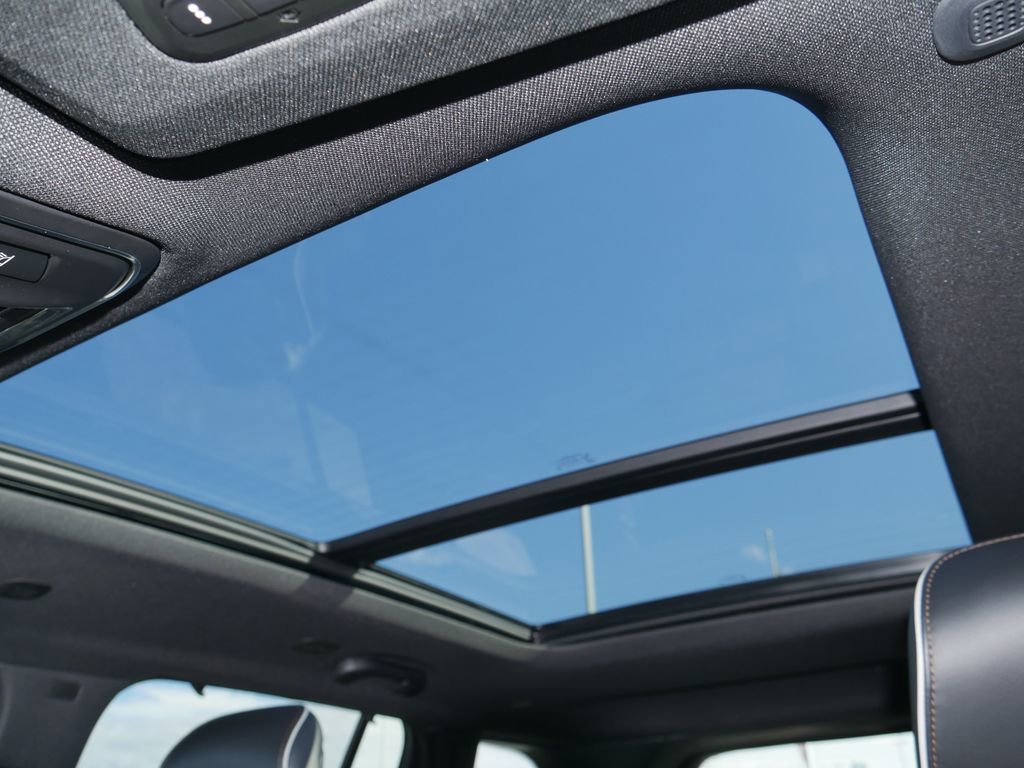 New 2025 Jeep Grand Cherokee Summit w/ Adv Protech Group IV image 35