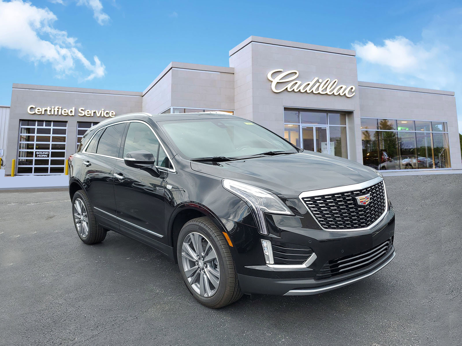 New 2025 Cadillac XT5 Premium Luxury w/ LPO, Floor Liner Package image 4