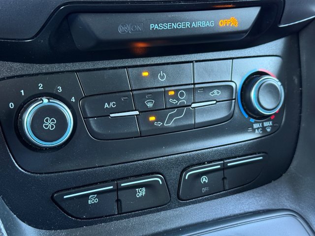 Used 2020 Ford Transit Connect XL image 23