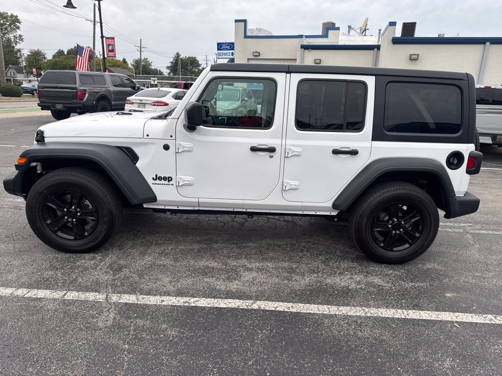 Used 2023 Jeep Wrangler Unlimited Sport AWD/4WD image 7